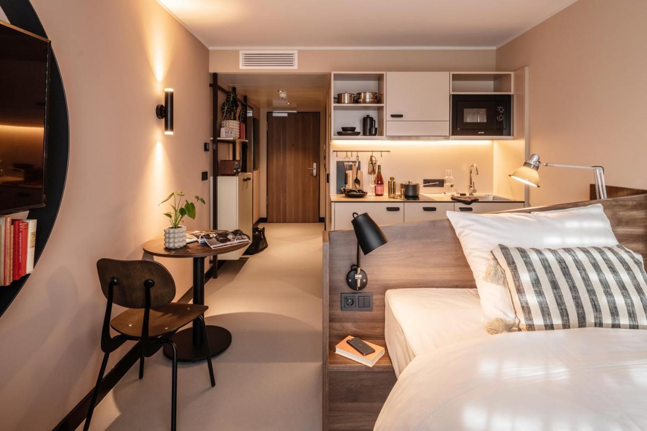 Revo Munich Aparthotel Bagian luar foto