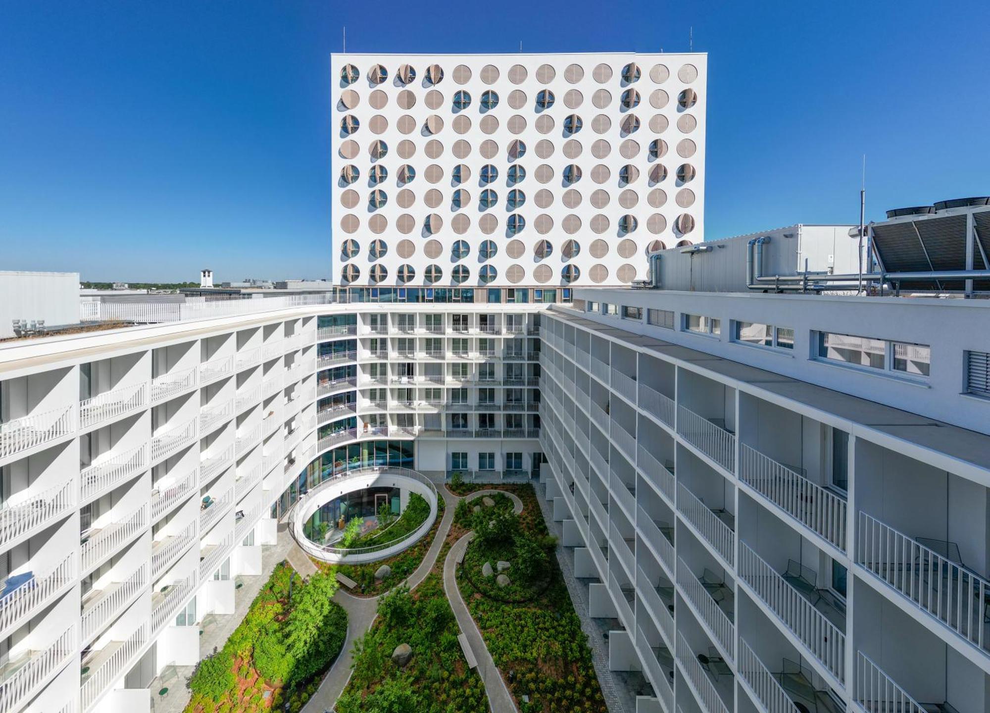 Revo Munich Aparthotel Bagian luar foto